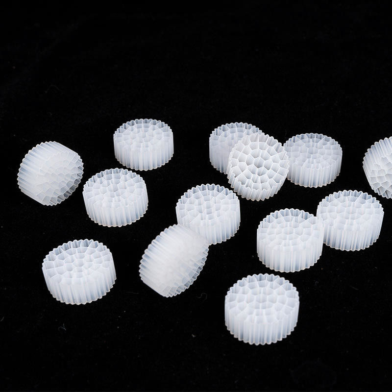 Biofilm Active Carrier Suspended Floating Bio Mbbr สื่อเติมที่ใช้ในการบรรจุเตียงแบบเหลว
