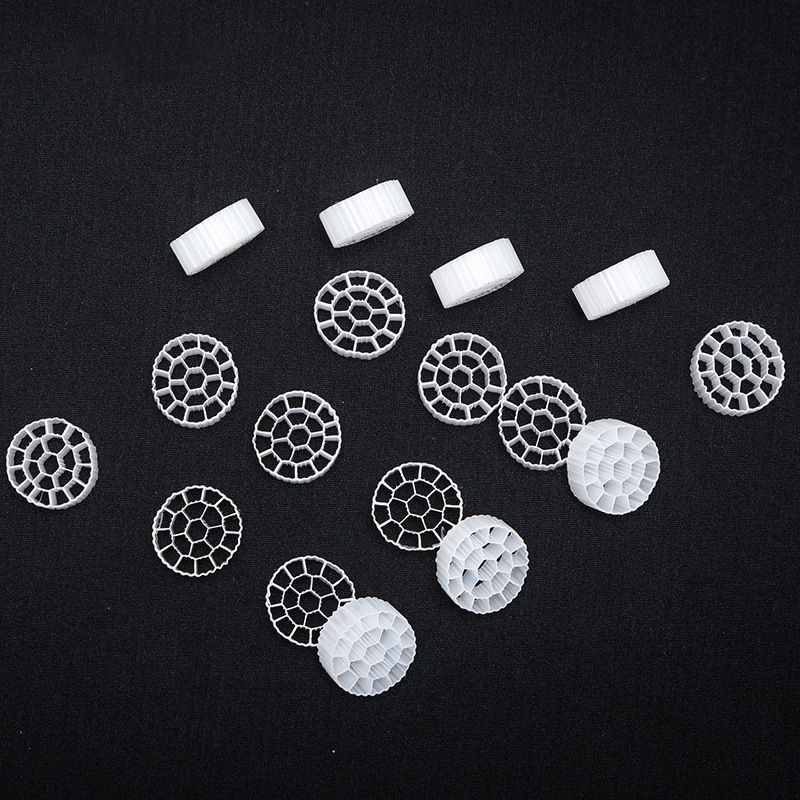 Biofilm Active Carrier Suspended Floating Bio Mbbr สื่อเติมที่ใช้ในการบรรจุเตียงแบบเหลว